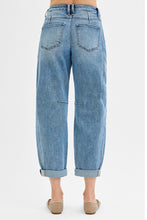 Load image into Gallery viewer, Slouchy Barrel Rolled Jeans
