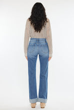 Load image into Gallery viewer, Straight Cuff Jeans
