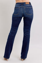 Load image into Gallery viewer, Judy Blue Bootcut Jeans
