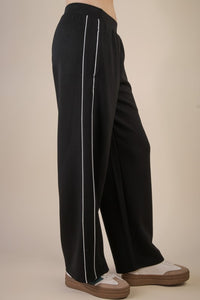 Black Piping Lounge Set