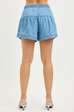Load image into Gallery viewer, Elastic Slouchy Shorts
