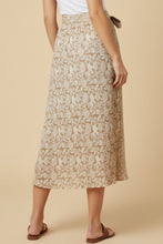 Load image into Gallery viewer, Textured Belted Maxi Skirt
