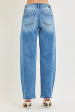 Load image into Gallery viewer, Barrel Embroidery Jeans
