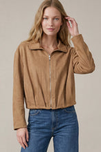 Load image into Gallery viewer, Camel Suede Jacket
