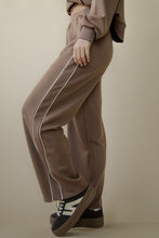 Load image into Gallery viewer, Mocha Piping Lounge Set
