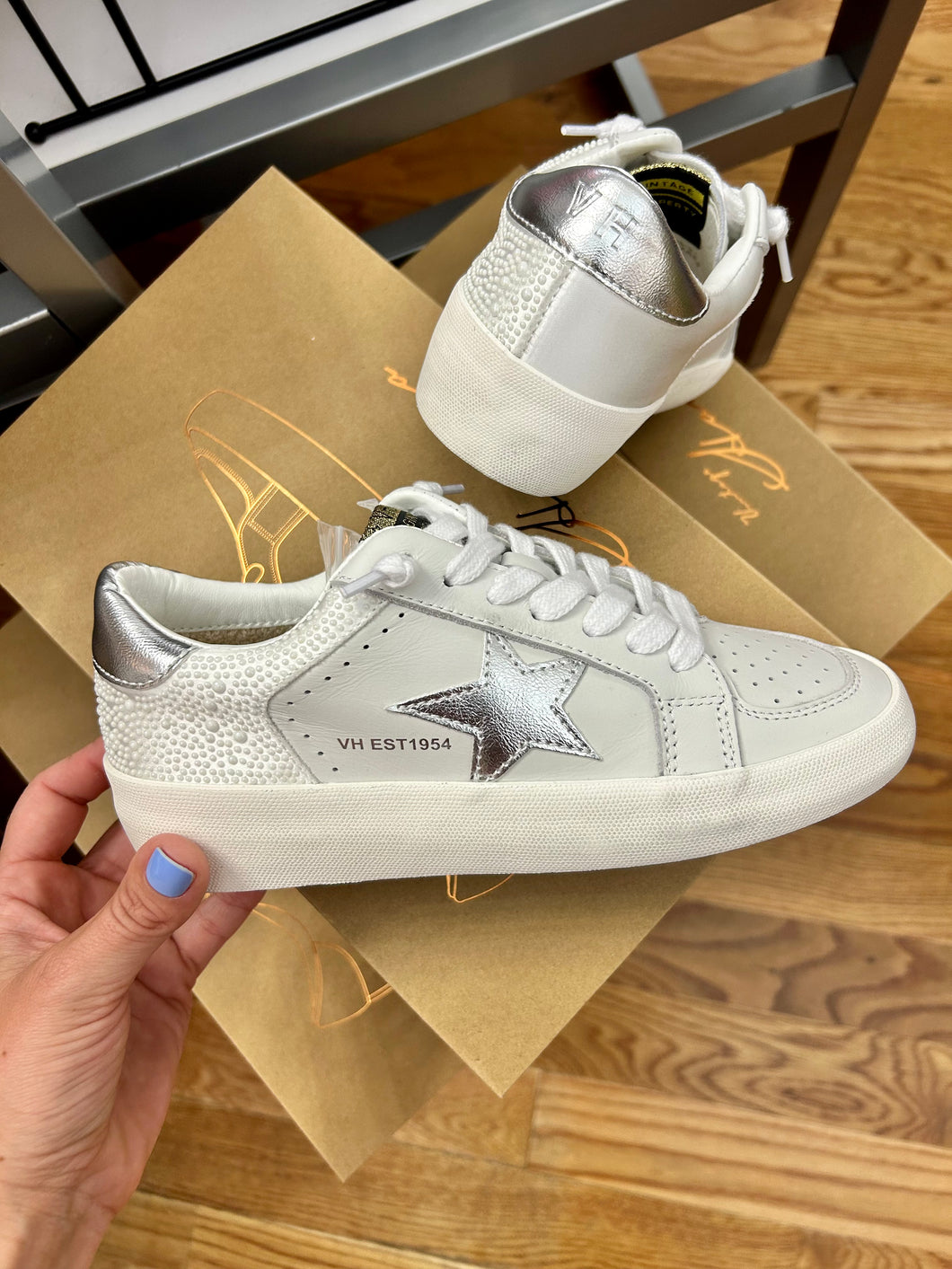 Vintage Havana Pearl Sneakers