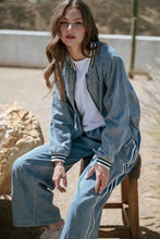 Load image into Gallery viewer, Denim Stripe Band Set
